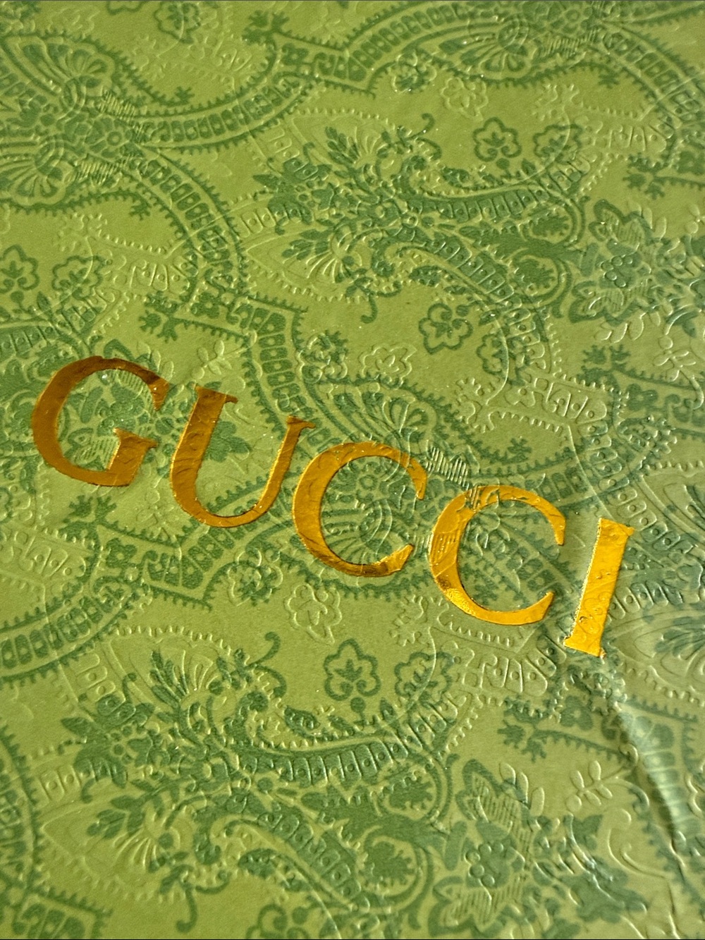 Gucci packaging